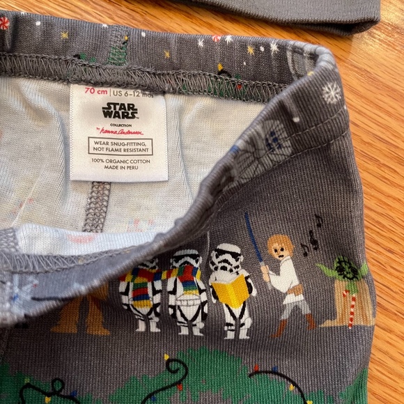 Hanna Andersson Star Wars Holiday Baby Pajamas Sz 6-12M‎ NWT - Picture 6 of 9